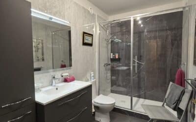 RÉNOVATION DE SALLE DE DOUCHE - APRÈS